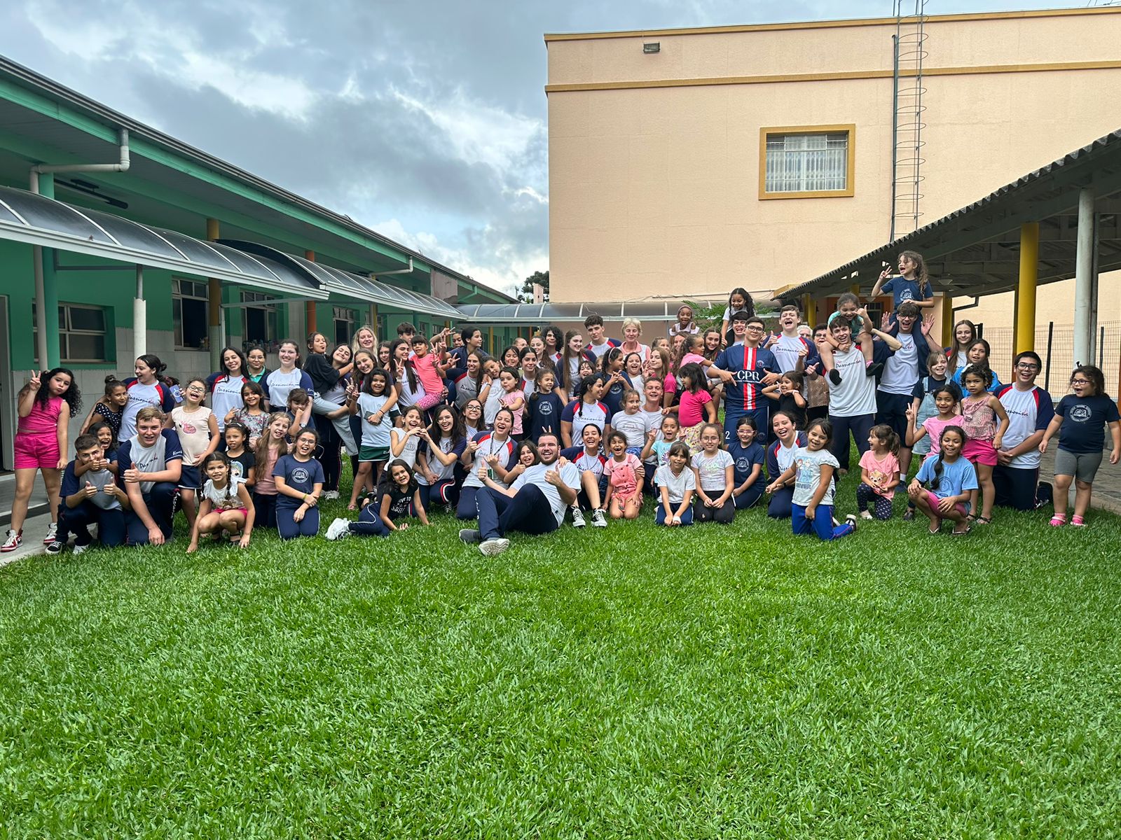 Amizade e Fraternidade Social Nossa Senhora do Ros�rio