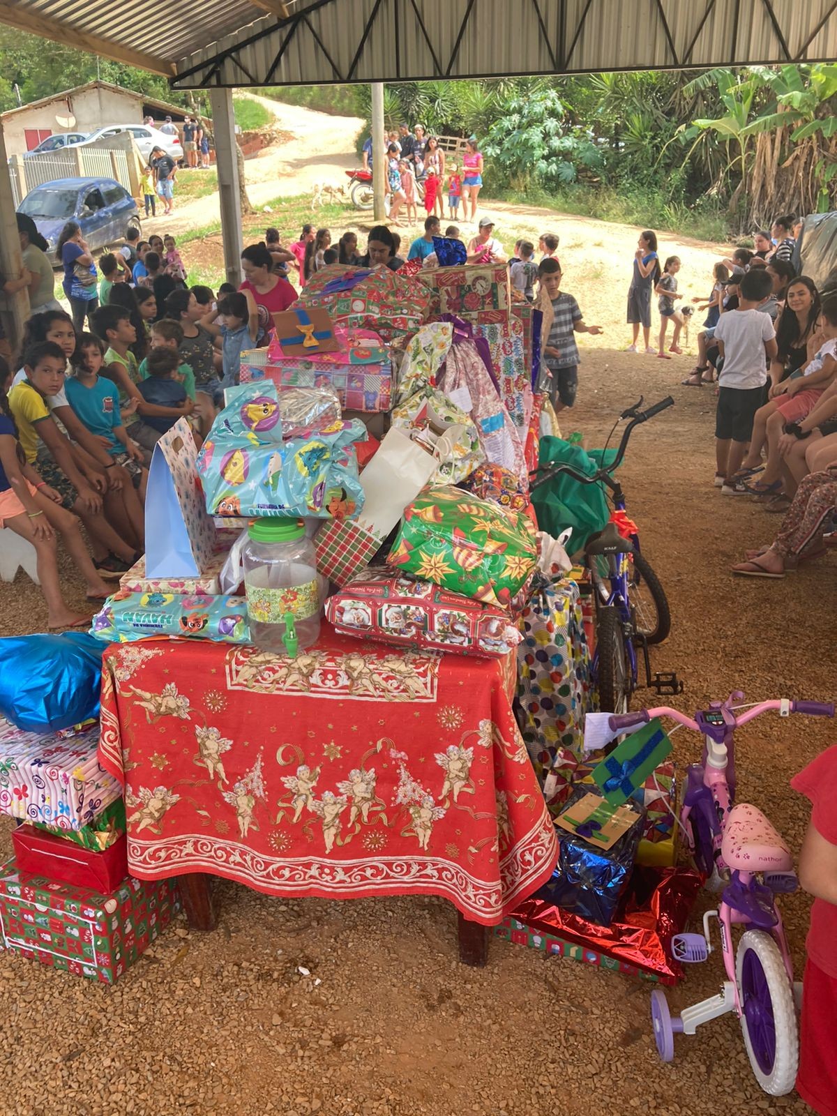 �rvore Solid�ria Nossa Senhora do Ros�rio